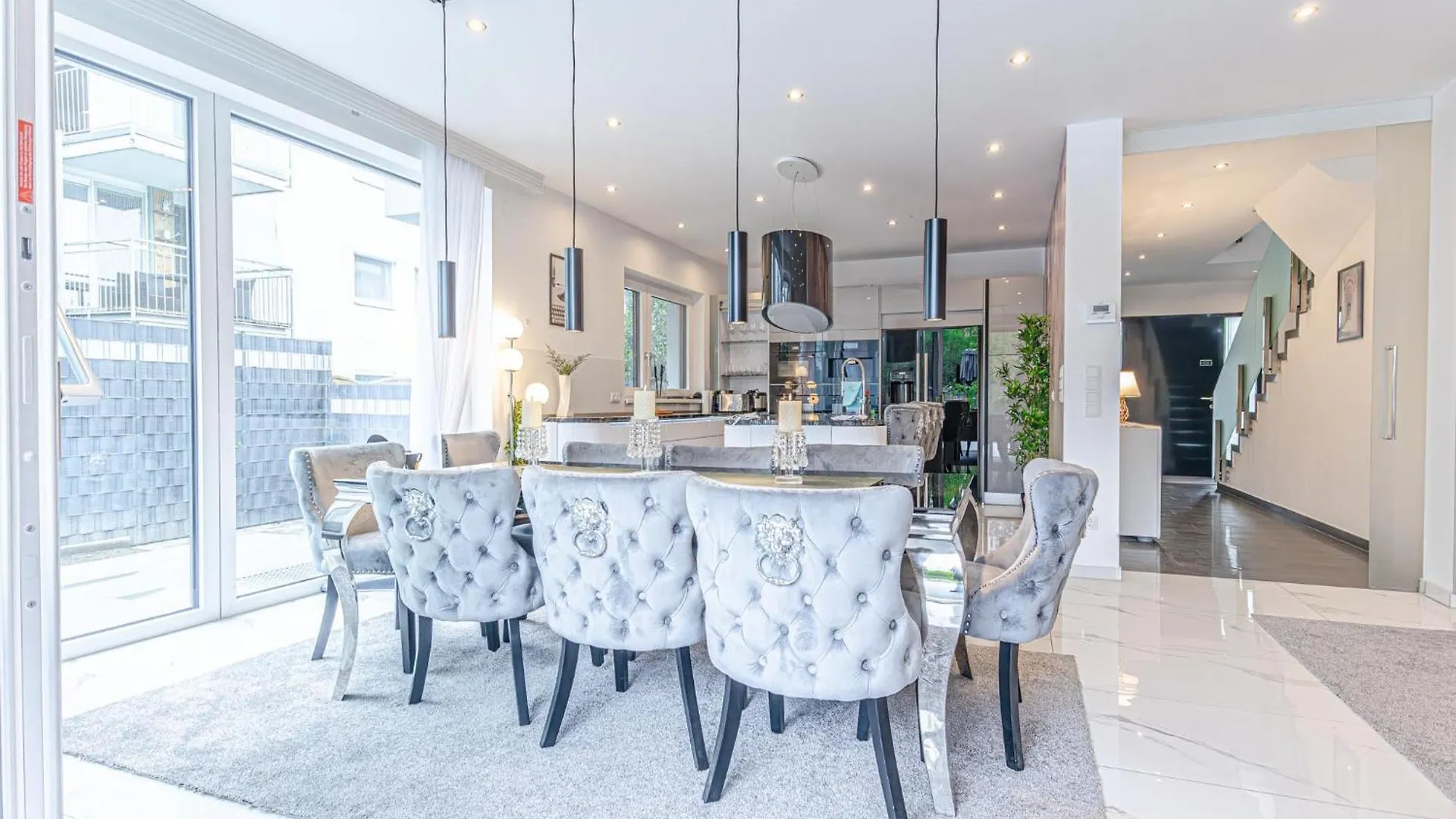 Luxury Vienna 6Br Villa With Private Pool & Sauna - Pets Allowed