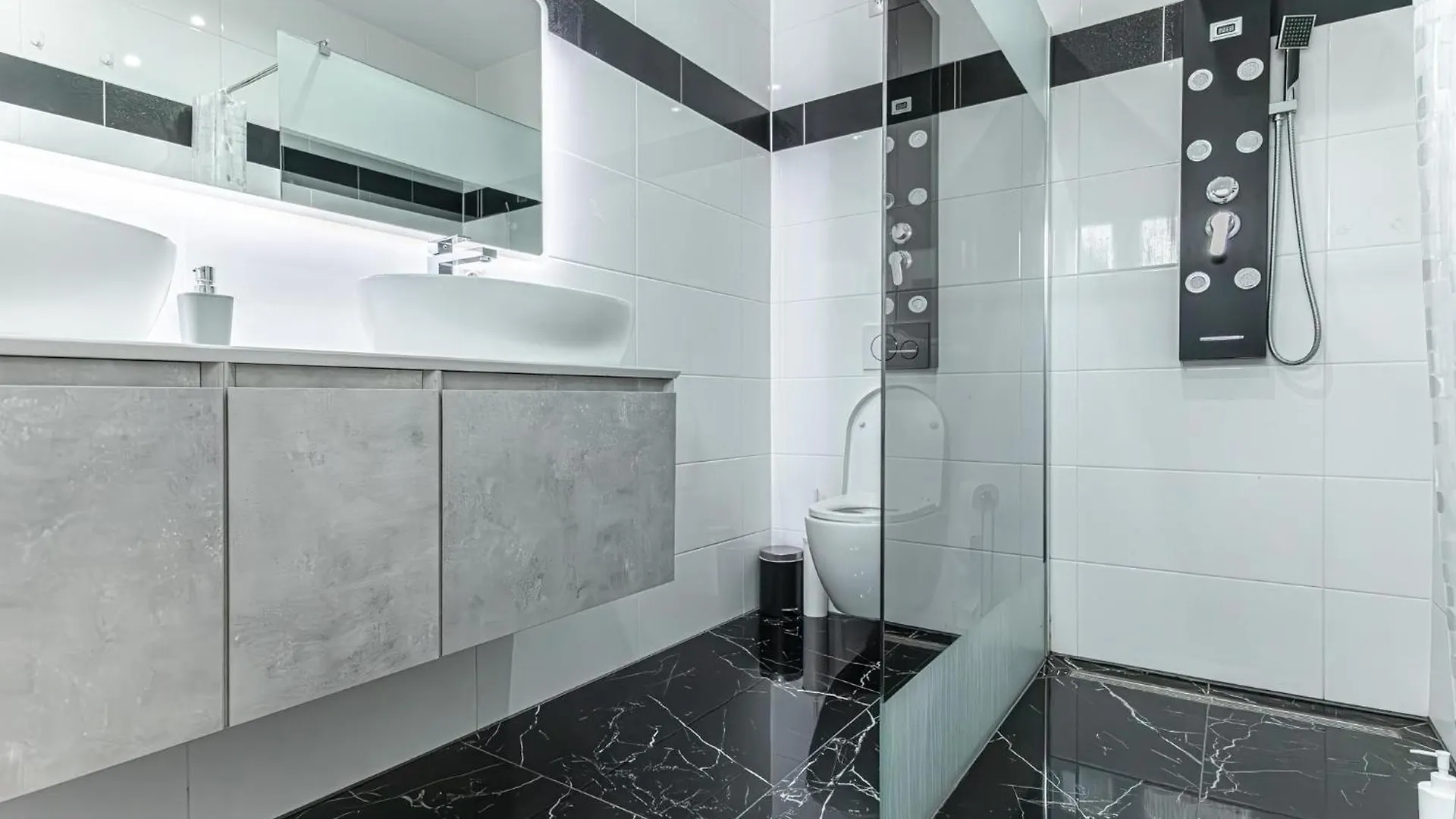 Luxury Vienna 6Br Villa With Private Pool & Sauna - Pets Allowed 0*,
