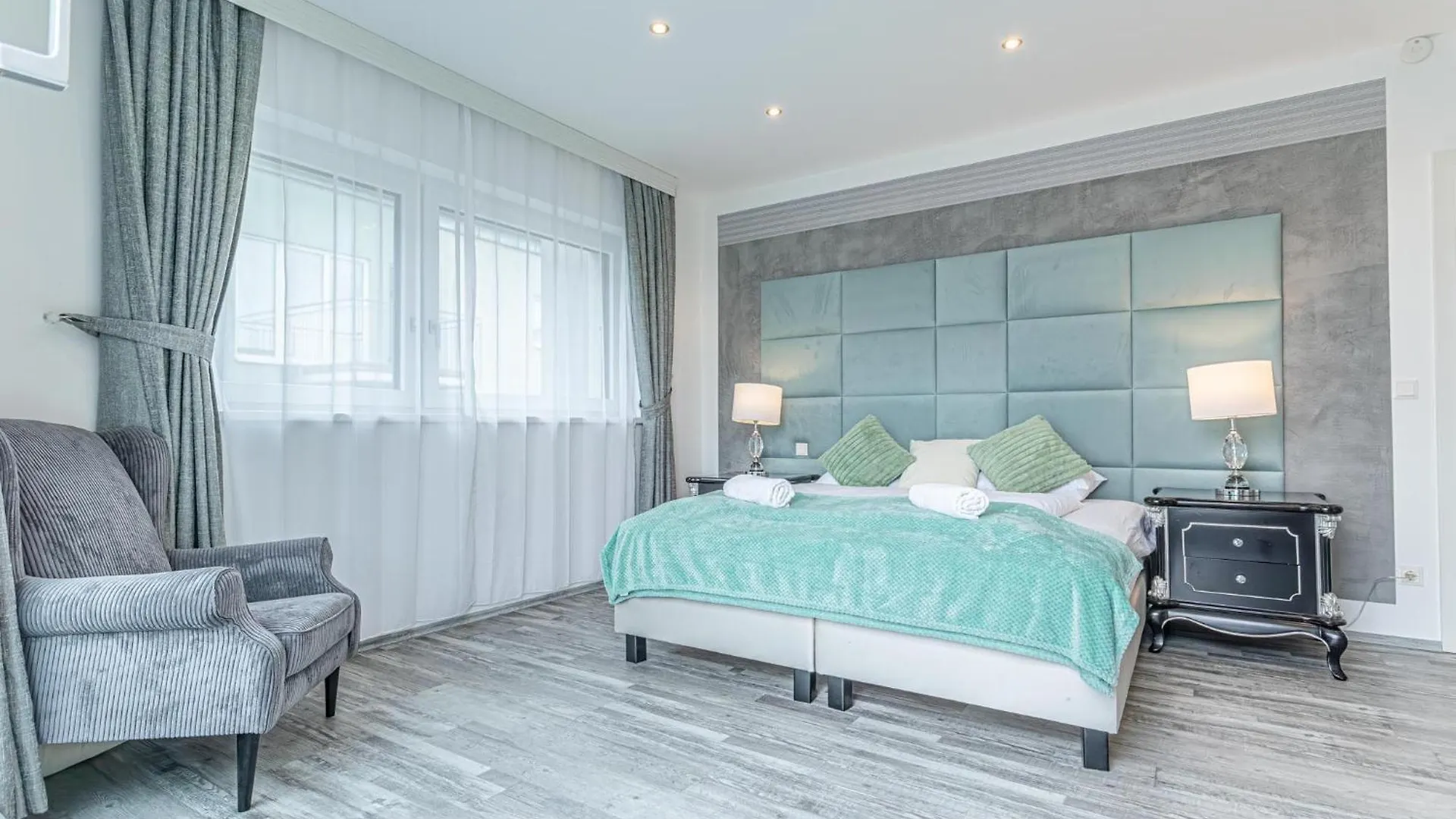 Luxury Vienna 6Br Villa With Private Pool & Sauna - Pets Allowed Austria