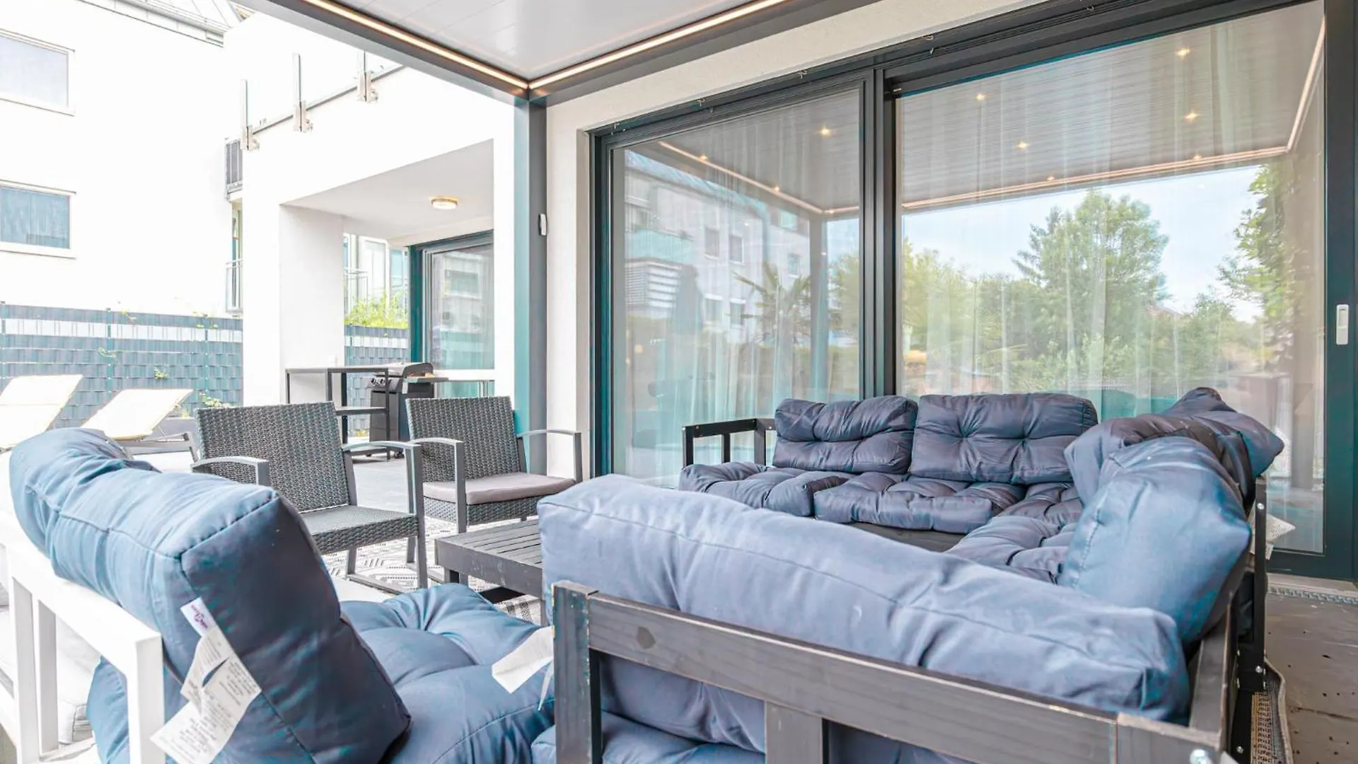 Luxury Vienna 6Br Villa With Private Pool & Sauna - Pets Allowed