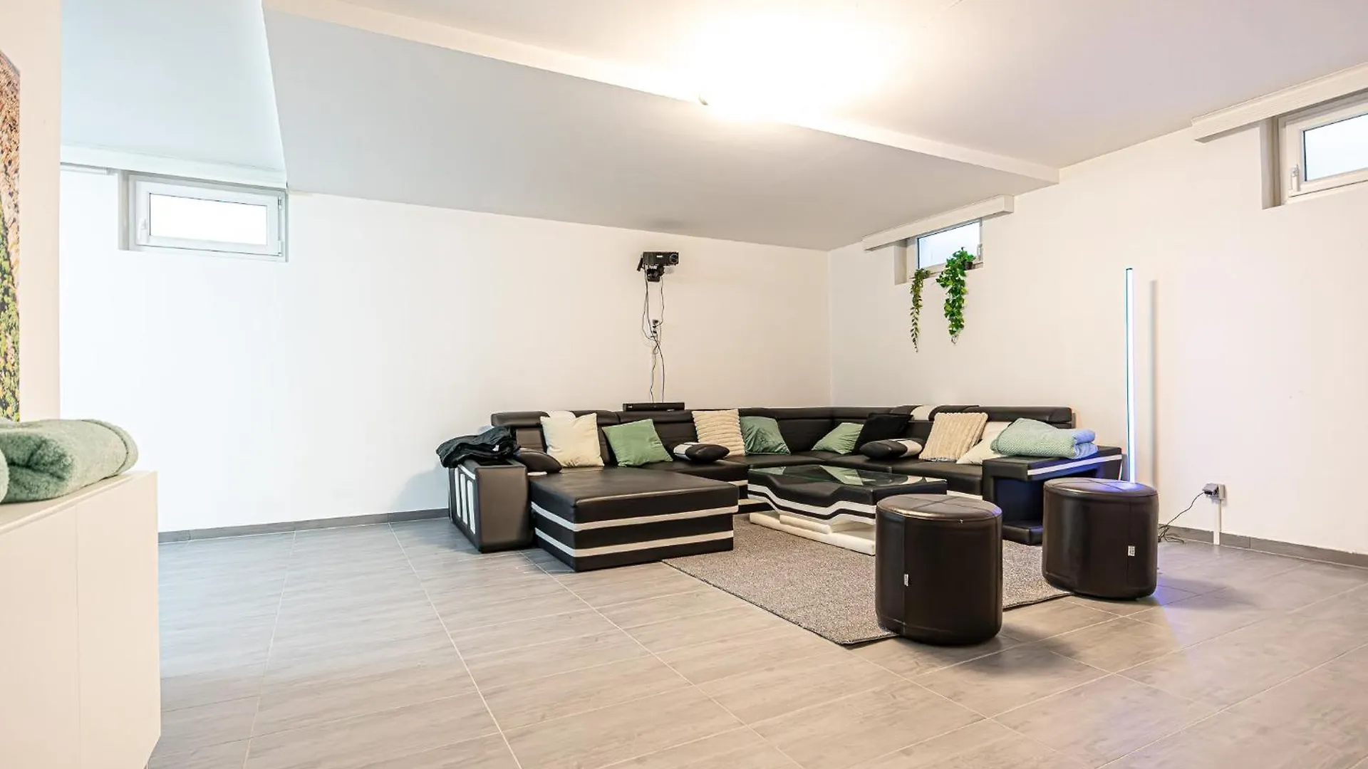 Luxury Vienna 6Br Villa With Private Pool & Sauna - Pets Allowed Austria