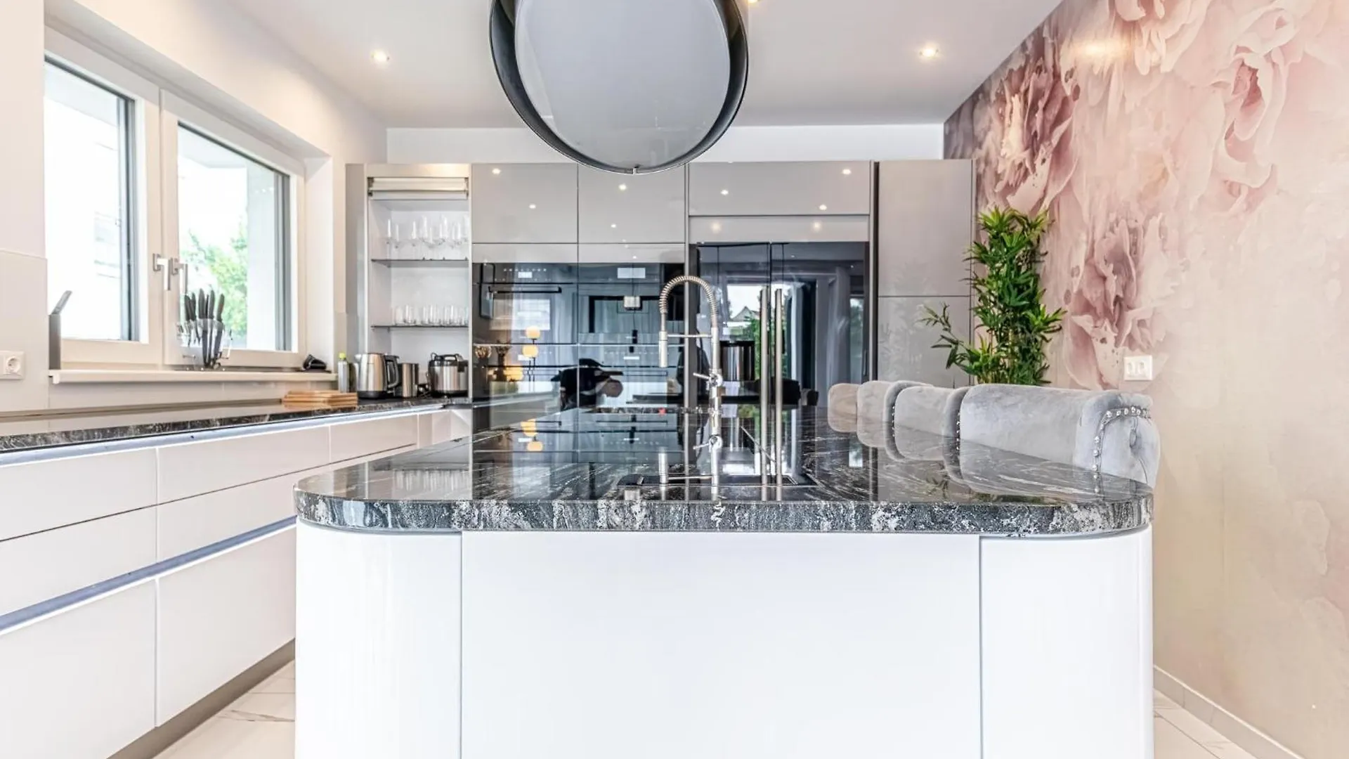 Luxury Vienna 6Br Villa With Private Pool & Sauna - Pets Allowed Austria