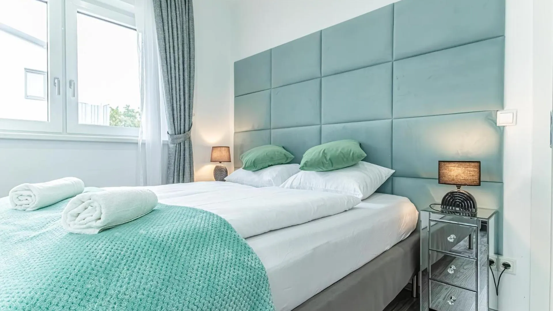 Luxury Vienna 6Br Villa With Private Pool & Sauna - Pets Allowed