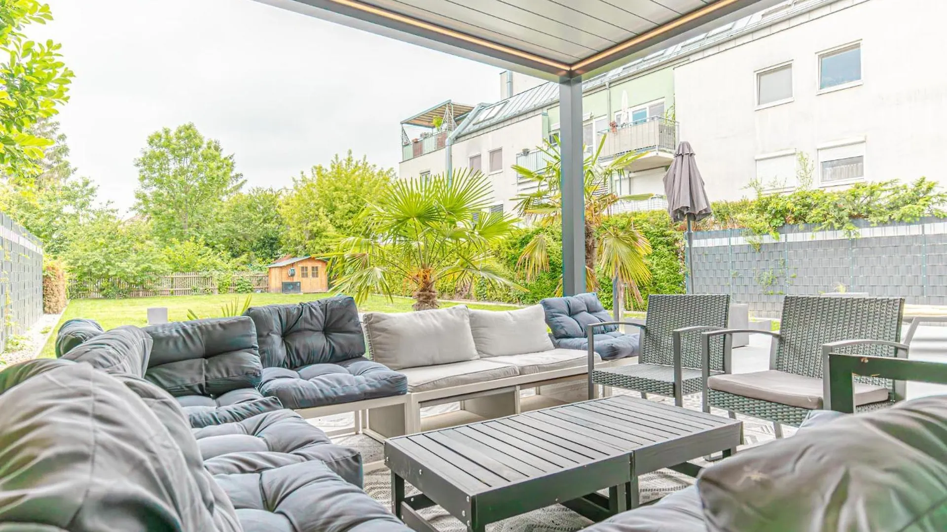 Luxury Vienna 6Br Villa With Private Pool & Sauna - Pets Allowed 0*,