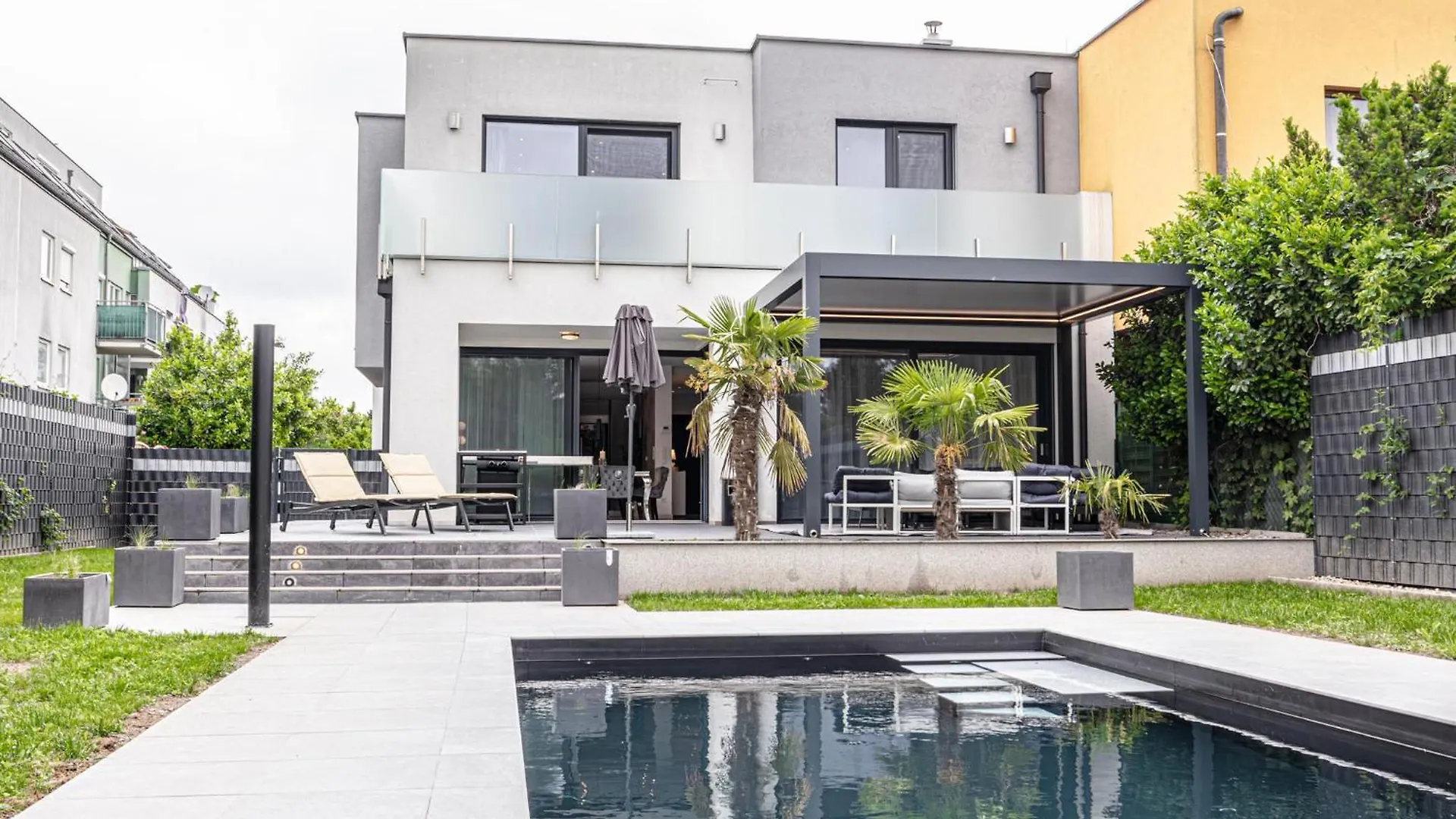 Luxury Vienna 6Br Villa With Private Pool & Sauna - Pets Allowed