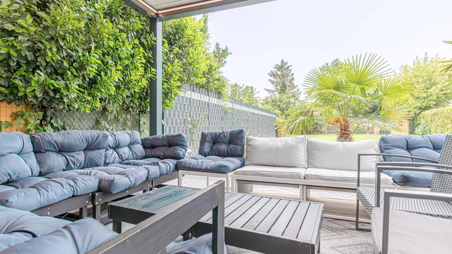 Luxury Vienna 6Br Villa With Private Pool & Sauna - Pets Allowed